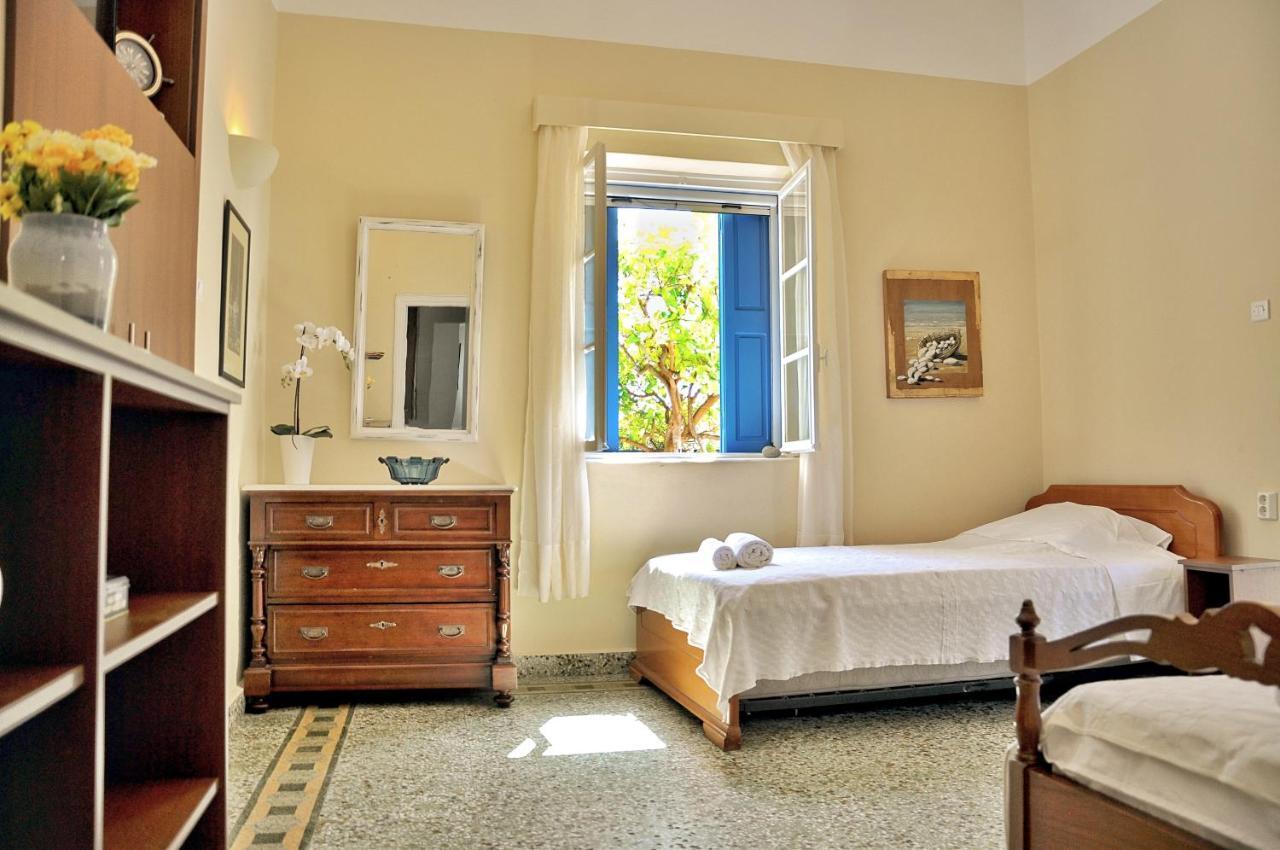 Elena'S Guest House Aegina Luaran gambar