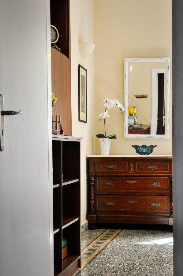Elena'S Guest House Aegina Luaran gambar